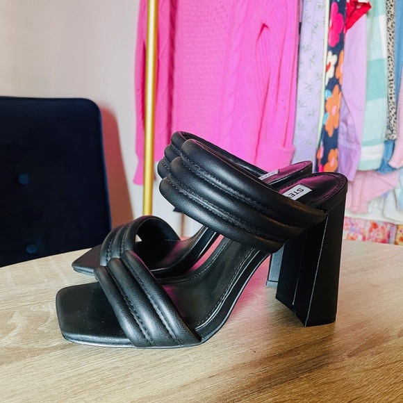 Steve Madden Tahani Square Toe Sandal Heel - Picture 2 of 9